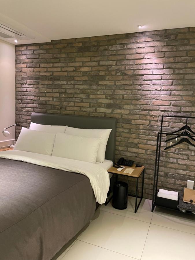 Hotel Gaden Suwon Extérieur photo