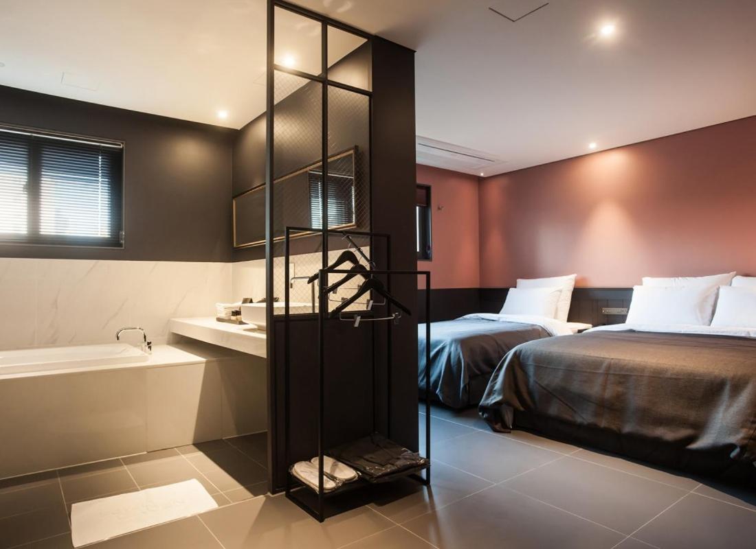 Hotel Gaden Suwon Extérieur photo