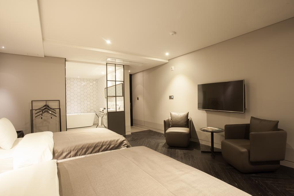 Hotel Gaden Suwon Extérieur photo